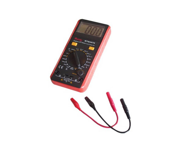 LCR Meter R10136