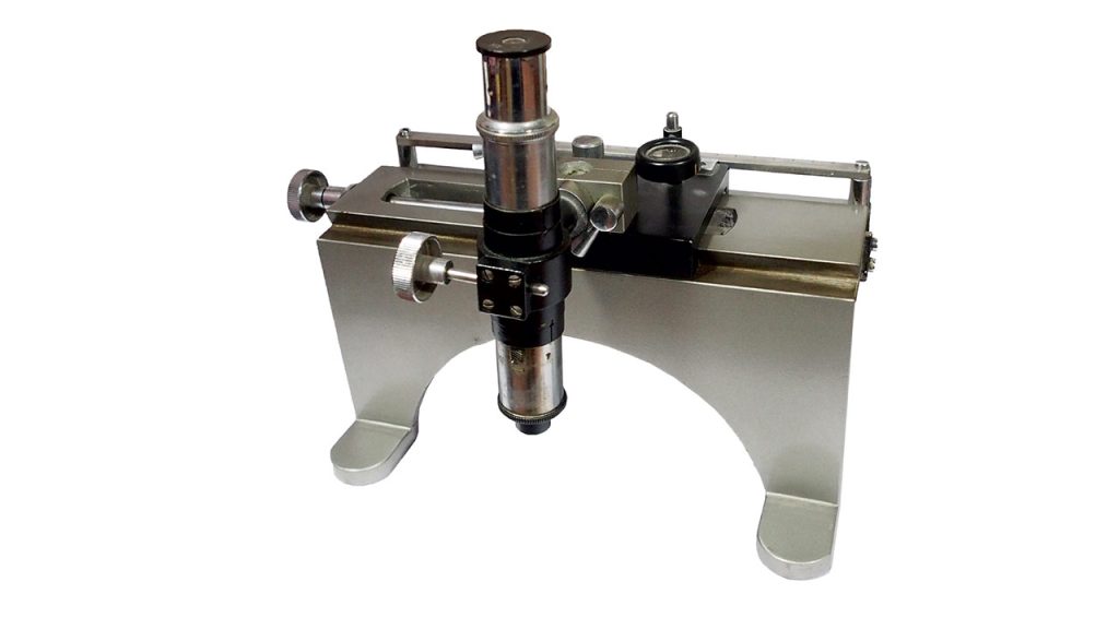 Bridge Type Microscope