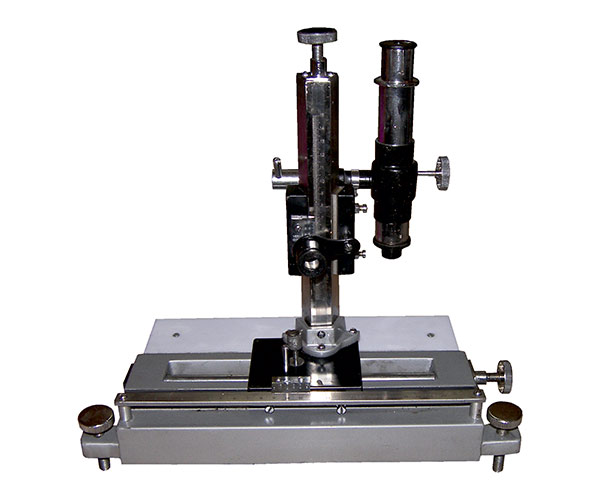 Horizontal & Vertical Travelling Microscope