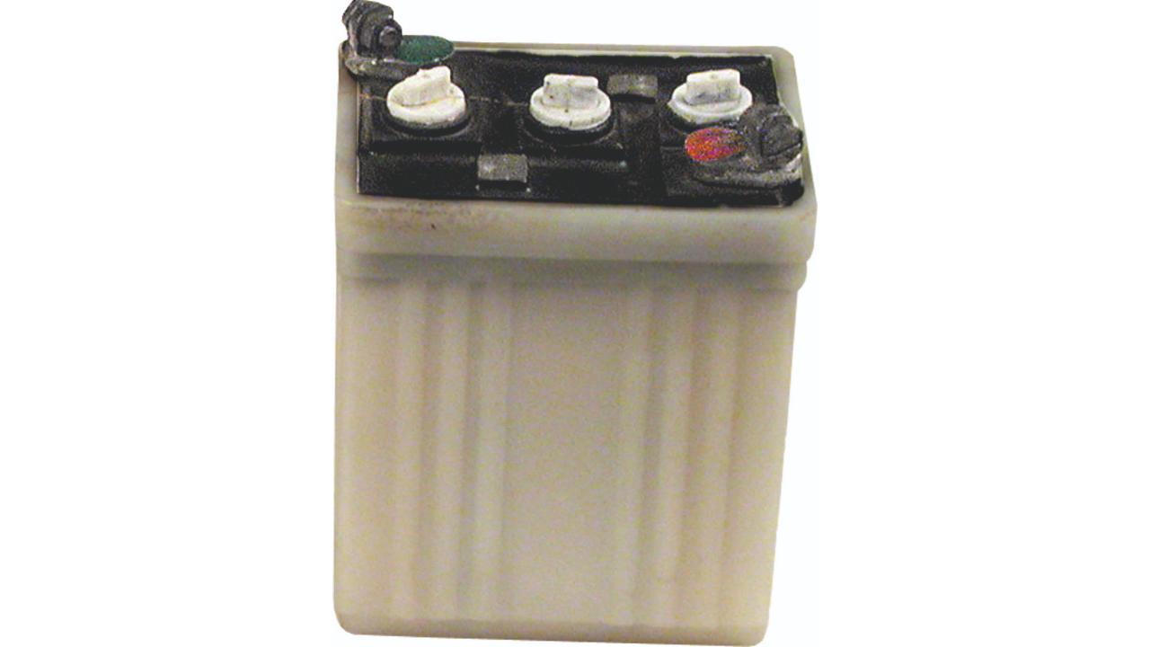 Accumulator Cell for Chemistry Lab Electrochemical Study