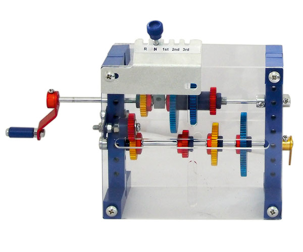 SINGLE MODEL OF THREE SPEED AND REVERSE GEAR